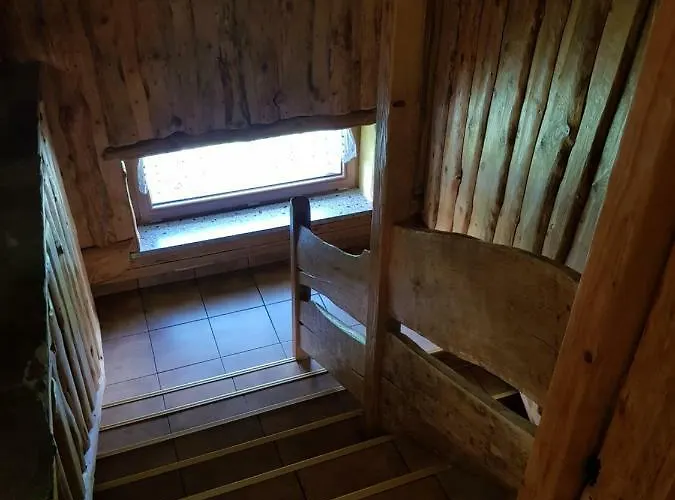 乡村民宿 Na Stawach Stryszow